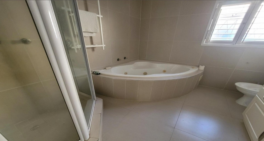 4 Bedroom Property for Sale in Bonnie Doone Eastern Cape